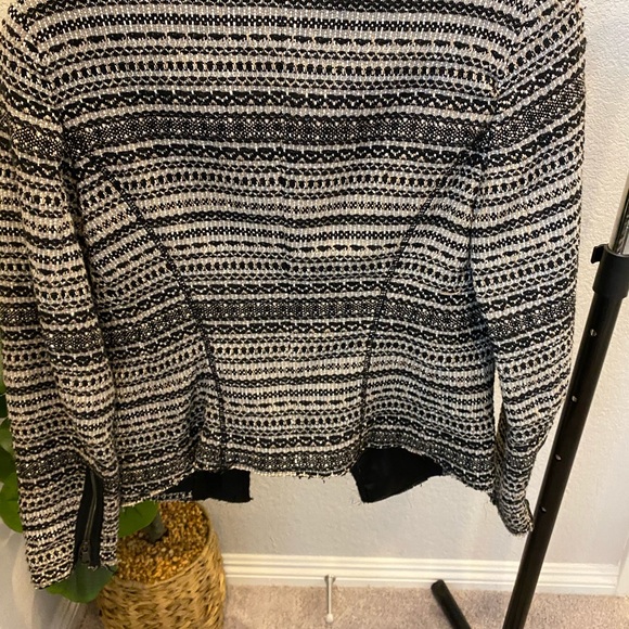 Zara Jacket - Picture 5 of 6